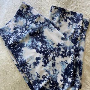 Onzie Capri galaxy yoga leggings